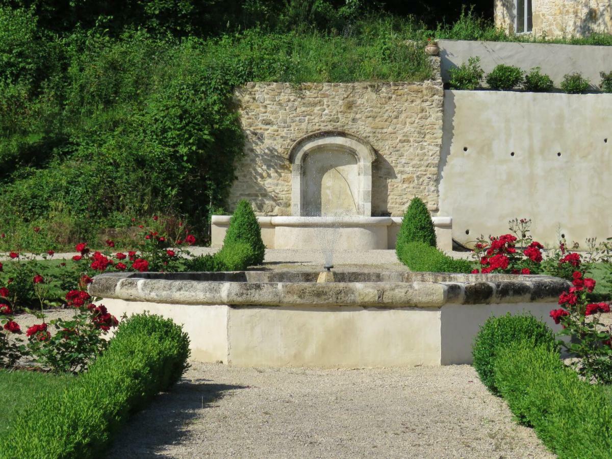 Chateau De Gaubert Bed & Breakfast Terrasson-Lavilledieu Exterior photo
